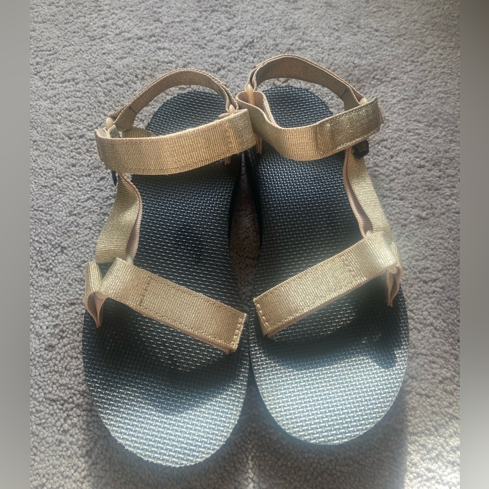 TEVA Midform Universal Platform Sandals